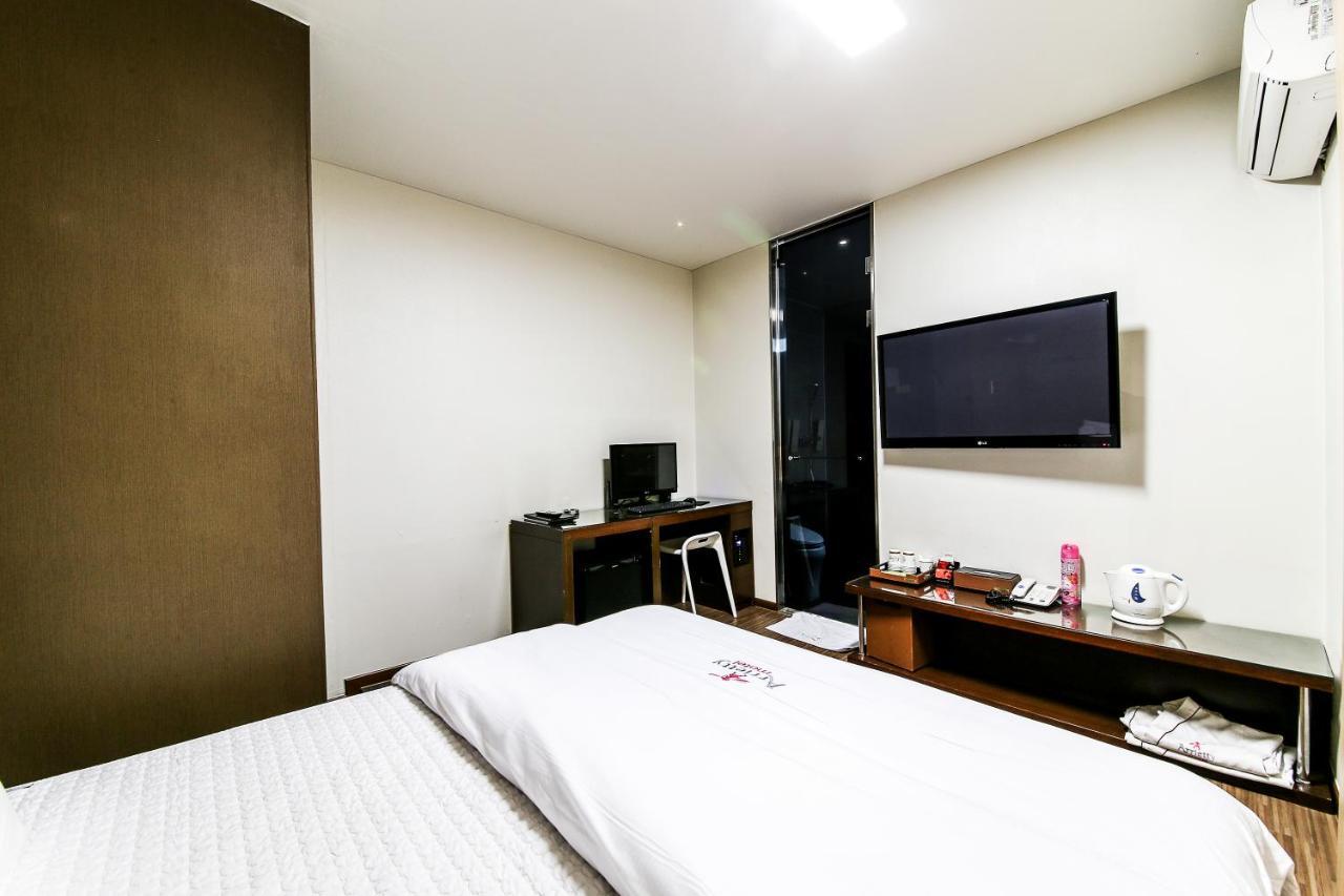Gyeongju Arrietty Motel Exteriör bild