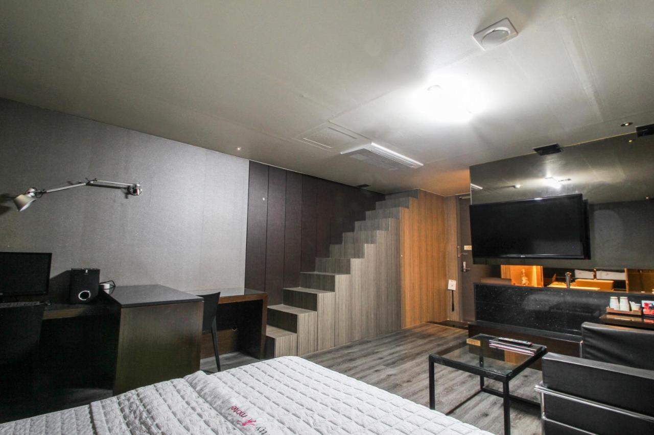 Gyeongju Arrietty Motel Exteriör bild