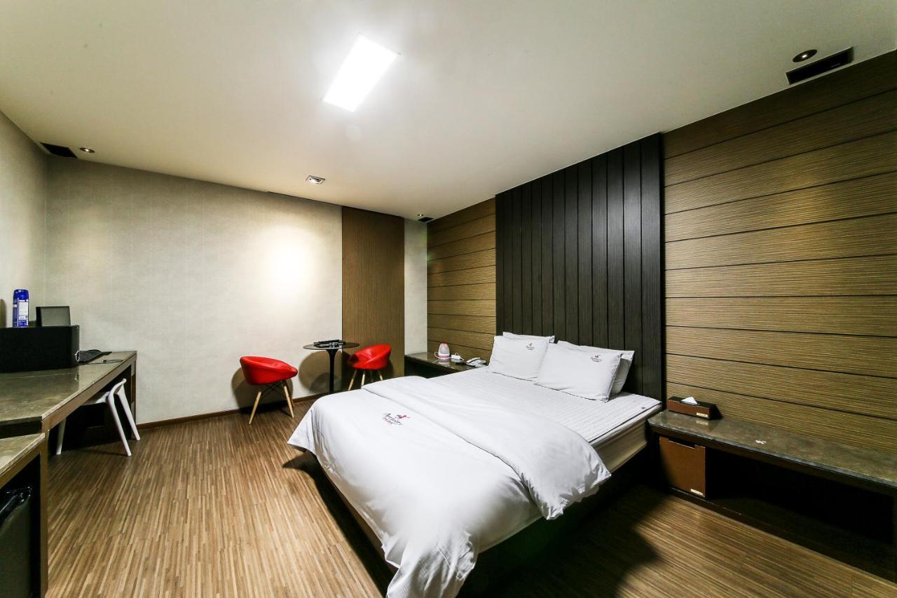 Gyeongju Arrietty Motel Exteriör bild