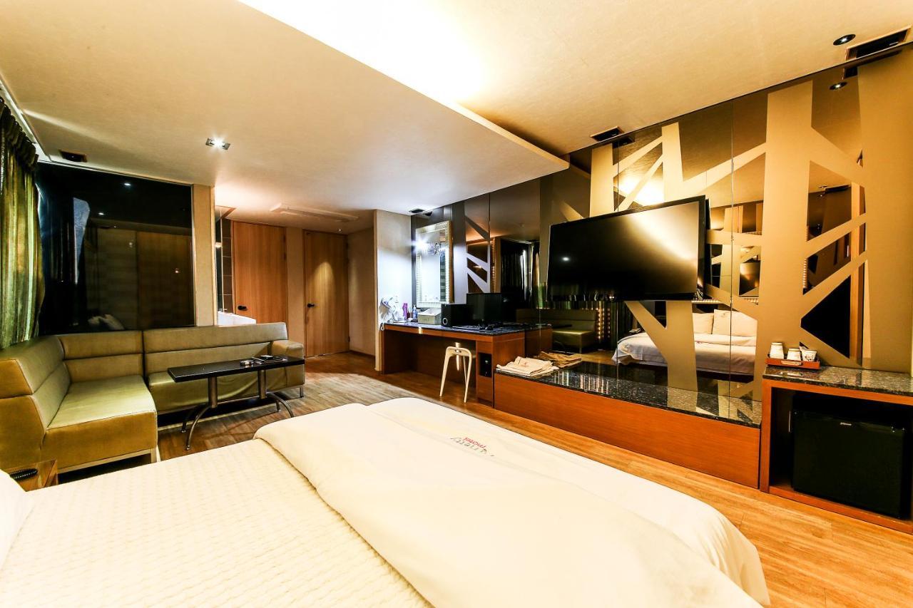 Gyeongju Arrietty Motel Exteriör bild